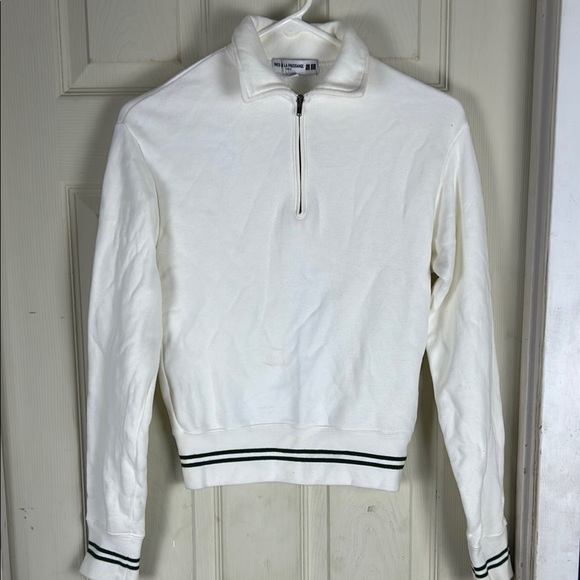 White Zip Up Sweater with Textured Fabric - Picture 1 of 2